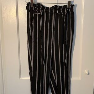 Black stripped pant